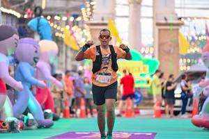 BIB: 5212, 00000
                            <button type="button" onclick="openModal(24883969)" class="btn btn-primary btn-sm float-right btn-popup" data-toggle="modal" data-target=".modal-high-quality">
                        <i class="fas fa-shopping-cart"></i> Add to Cart
                    </button>
                                            <button type="button" onclick="isThisMe(24883969, true)" class="btn btn-success btn-sm float-right btn-popup btn-isme hidden" data-toggle="tooltip" data-placement="bottom" title="นี่คือรูปของคุณใช่ไหม คลิกที่นี่เพื่อเอาเข้าอัลบั้ม">
                        <i class="fas fa-plus"></i> Add to album
                    </button>
                    <button type="button" onclick="isThisMe(24883969, false)" class="btn btn-warning btn-sm float-right btn-popup btn-isnotme hidden">
                        <i class="fas fa-ban"></i> Remove from album
                    </button>